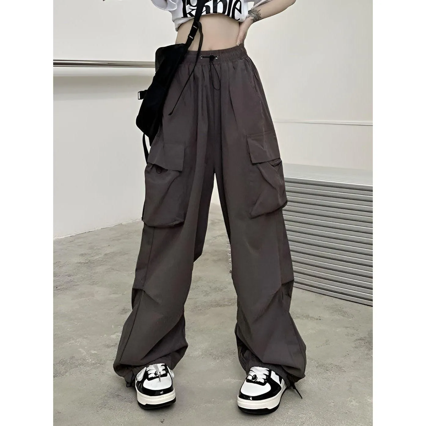 Hannah Cargo Pants - Atmungsaktive Cargo-Hose mit hoher Taille für Frauen