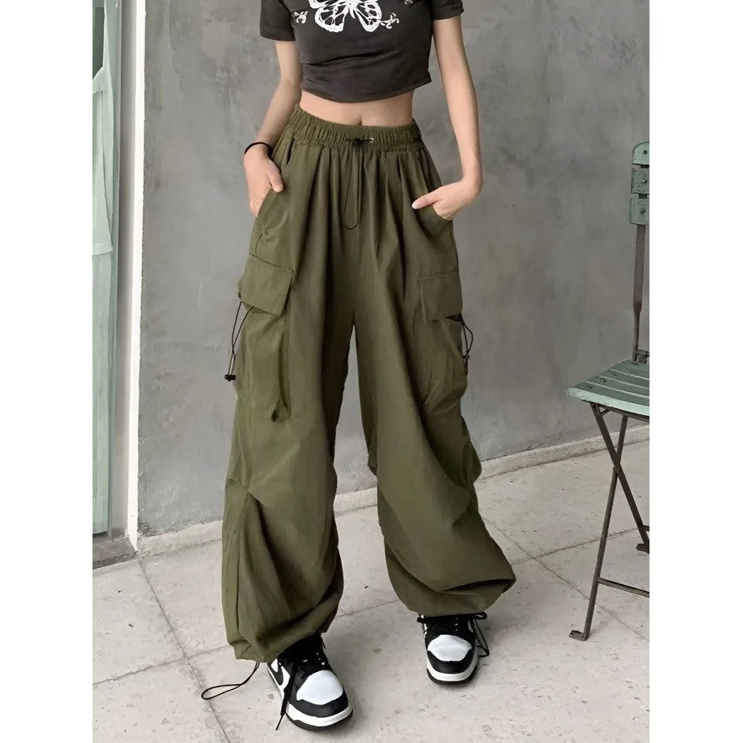 Hannah Cargo Pants - Atmungsaktive Cargo-Hose mit hoher Taille für Frauen