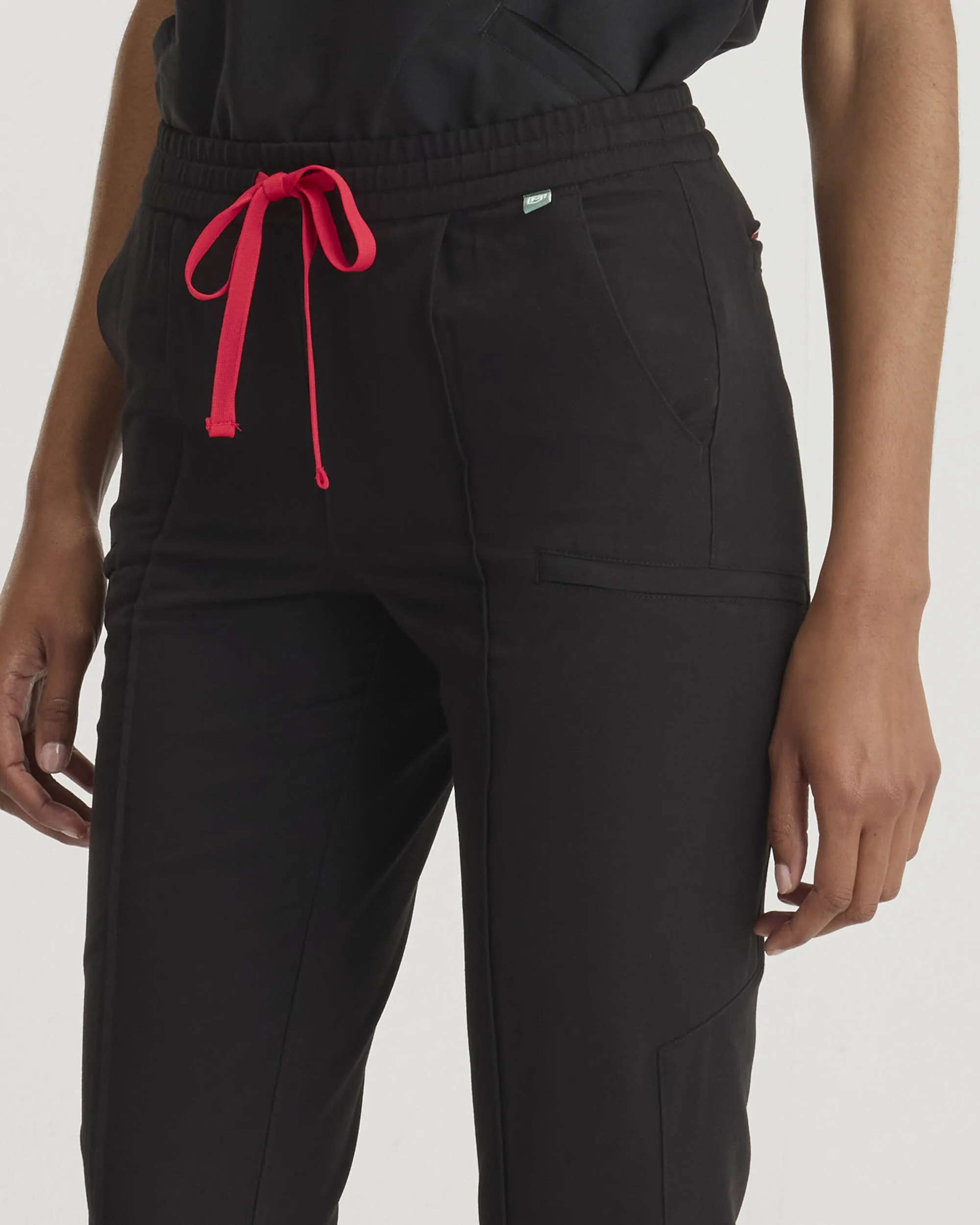 TENCEL™ Sicily‎ ‎ Pintuck Tapered Scrub Pants